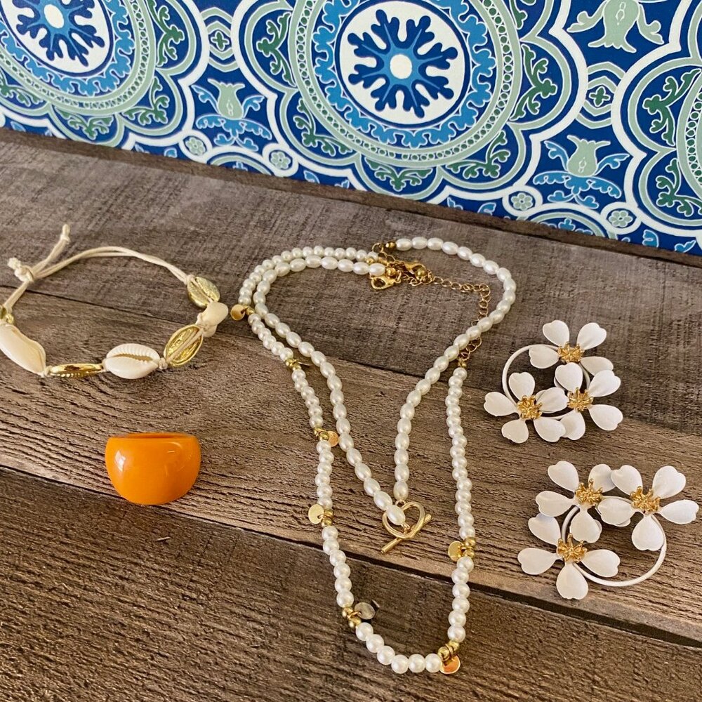 Pearl Gold Heart Necklace White Flower Earring Shell Bracelet Orange Chunky Ring